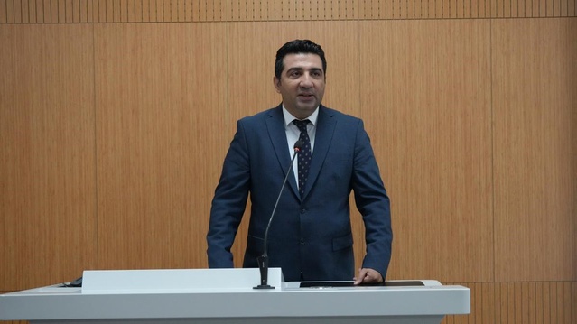 İnönü Üniversitesi'nde akademisyenlere dijital podyum ve ses sistemi eğitimi verildi