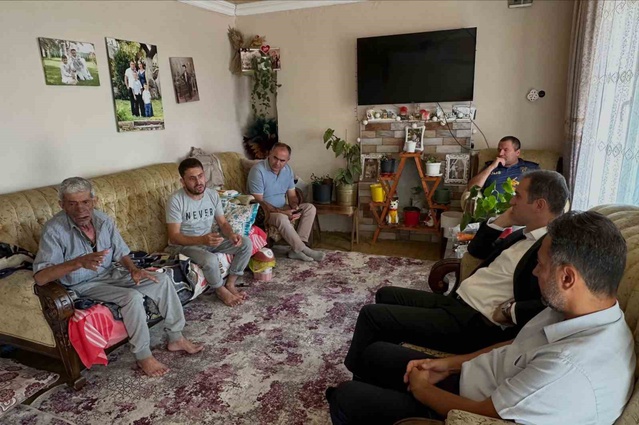 İzmir Bayındır Kaymakamı Mete, Gaziler Günü'nde gazilerin taleplerini dinledi