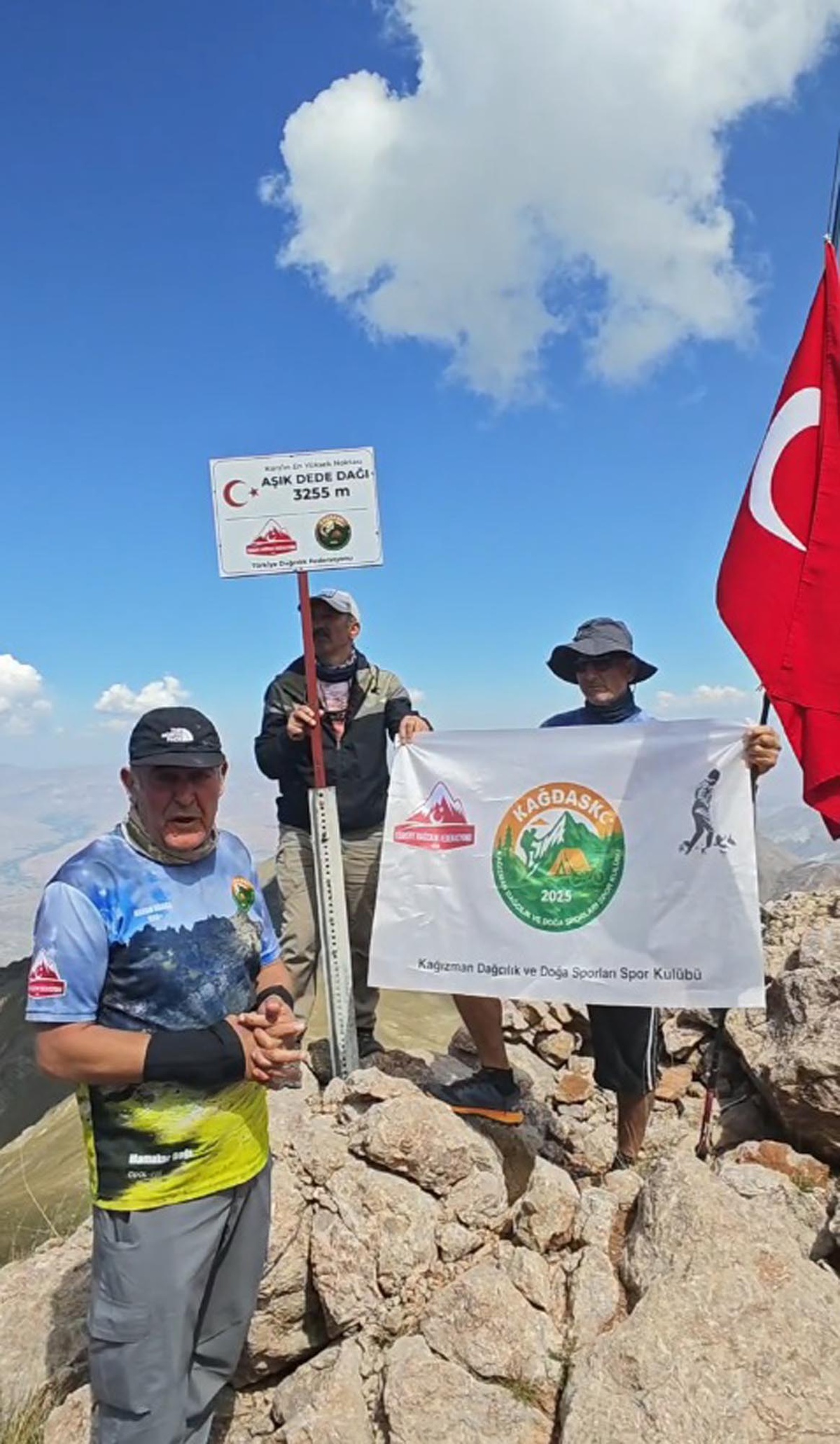 Kars\'ın en yüksek noktası değişti, Aşık Dede Zirvesi 3 bin 255 metre ölçüldü