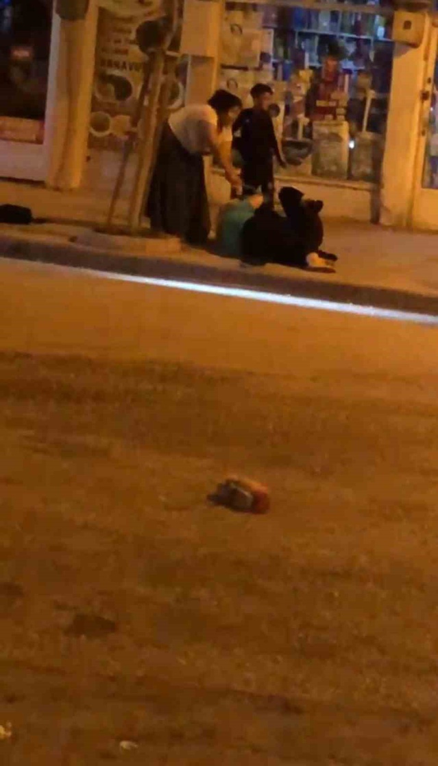 Karabük'te Ankara Caddesi'nde iki grubun sopalı kavgasında 1 kişi yaralandı