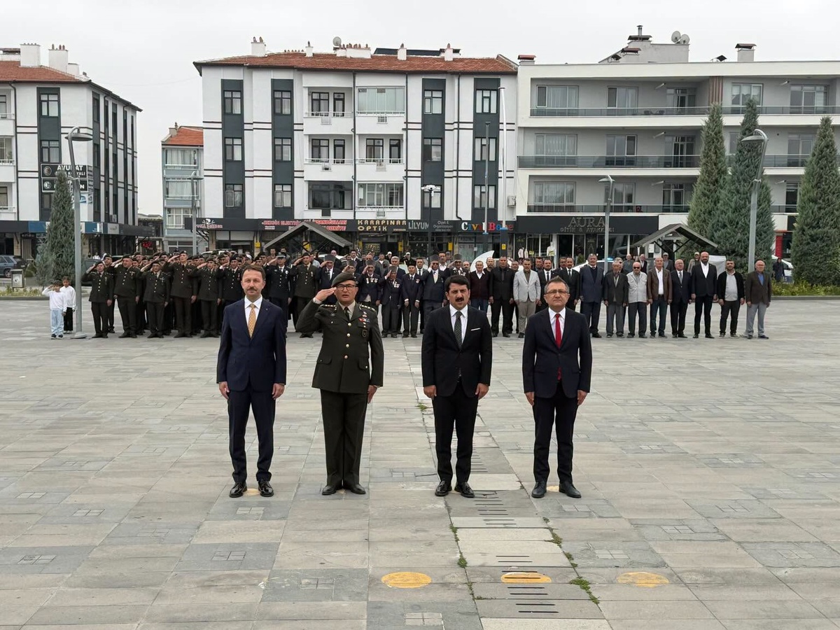 Karapınar\'da 19 Eylül Gaziler Günü töreni protokol ve gazilerin katılımıyla yapıldı