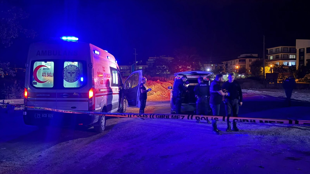 Kırıkkale\'de 25 yaşındaki kişi boş arazide ölü bulundu, 2 şüpheli gözaltına alındı