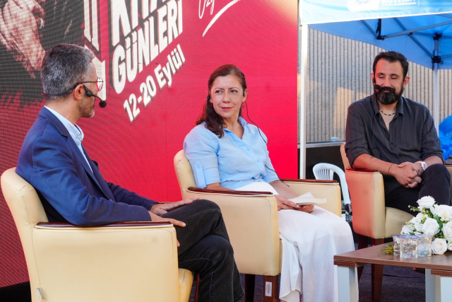 Maltepe'nin sinema hafızası Kitap Günleri'nde konuşuldu: Maltepe'nin ruhu filmlere siniyor