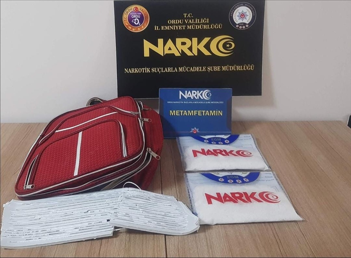 Ordu\'da bavulda 935 gram sentetik uyuşturucu bulundu, 2 şüpheli tutuklandı