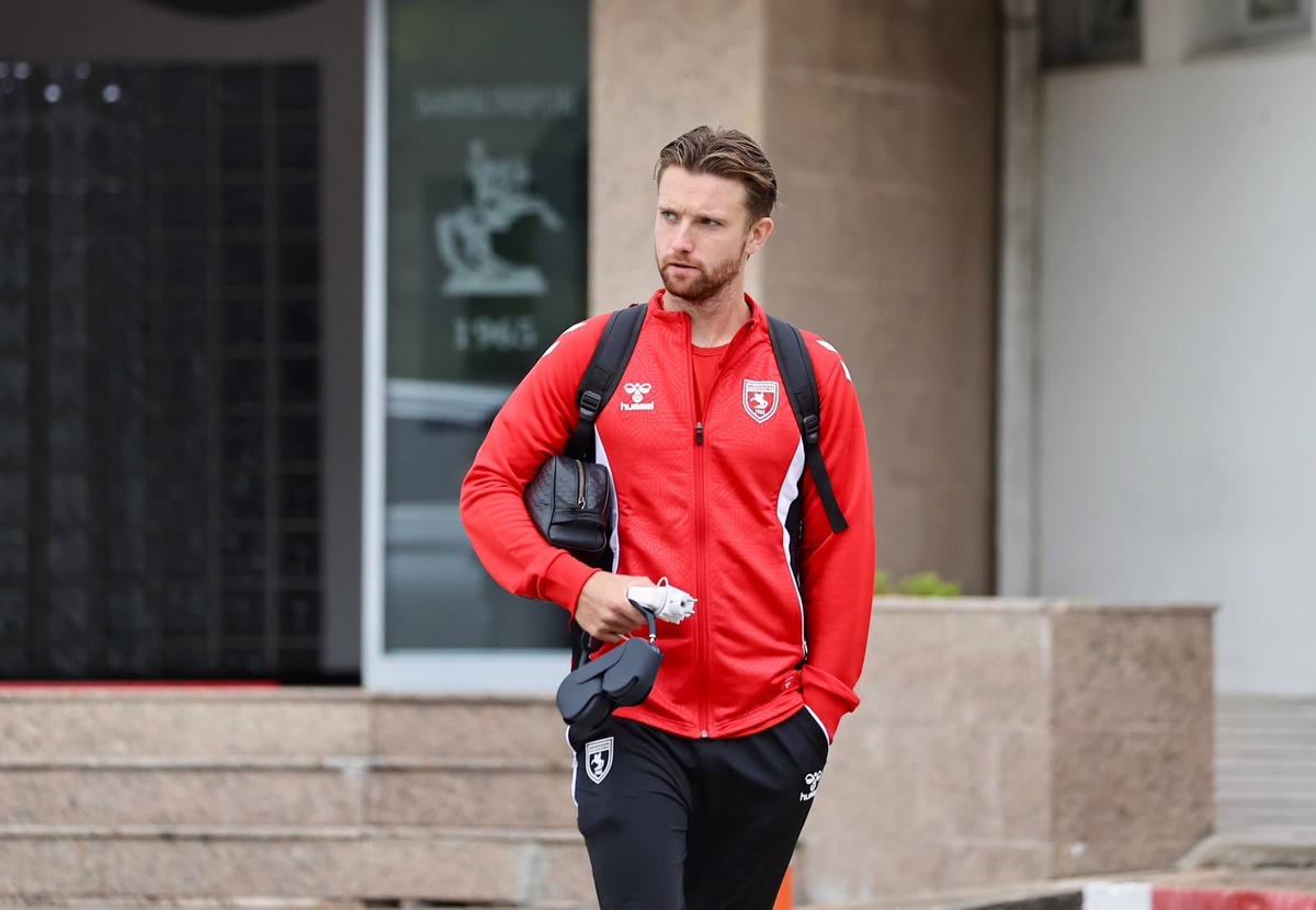 Samsunspor, yarın Erzurumspor FK ile oynayacağı maç için havayoluyla Erzurum\'a gitti