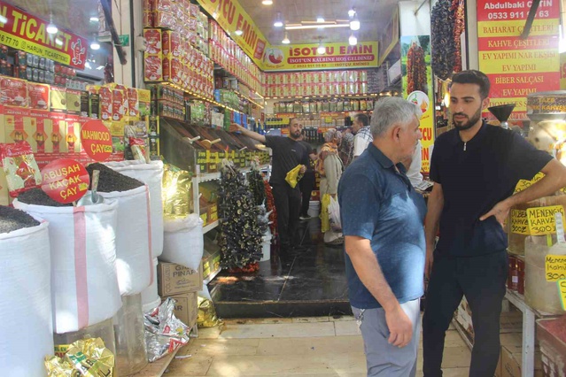 Şanlıurfa'da ev yapımı isot geçen yıl 300 liradan bu yıl 500 liraya çıktı