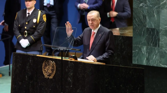 Cumhurbaşkanı Erdoğan New York'a indi! BM Genel Kurulu öncesi kritik temaslar başlıyor