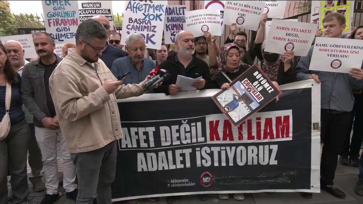 Deprem davalarında cezasızlık protestosu Adalet Bakanlığı önünde 10. gününde sürüyor