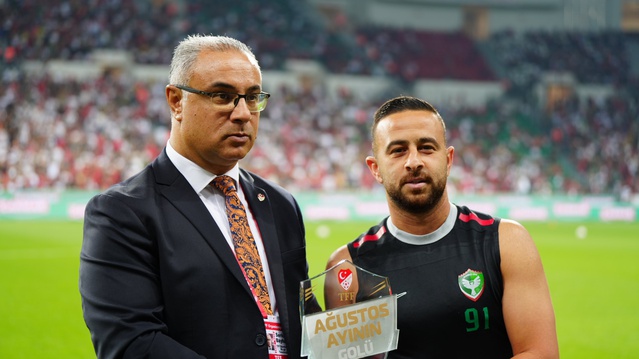 Amed Sportif'te Dia Saba'nın Erzurumspor'a golü ağustos ayının en güzel golü seçildi
