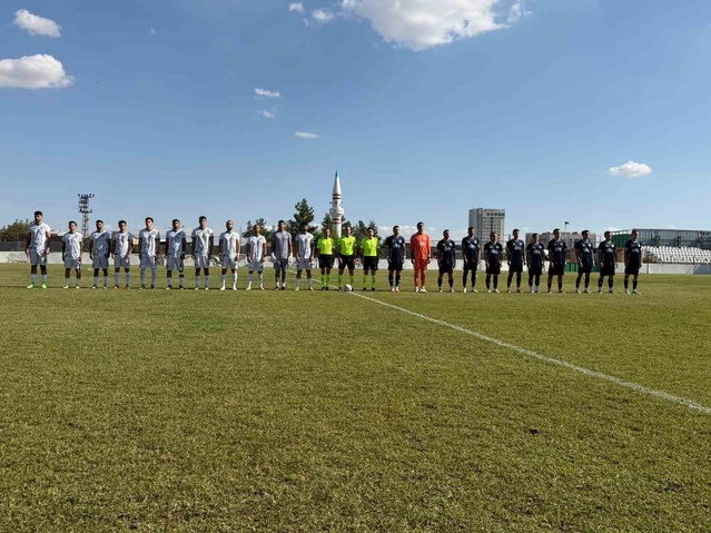Diyarbakır'da Erciyes 38 FSK, Diyarbekirspor ile golsüz berabere kaldı