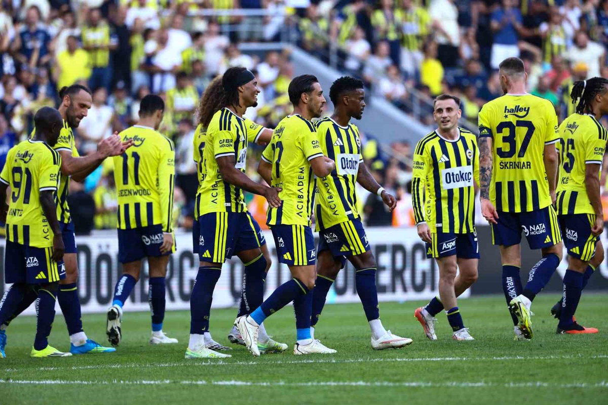 Muriqi\'nin 4 golüyle Fenerbahçe, Eyüpspor\'u 8-0 mağlup etti, 2 maç sonra kazandı
