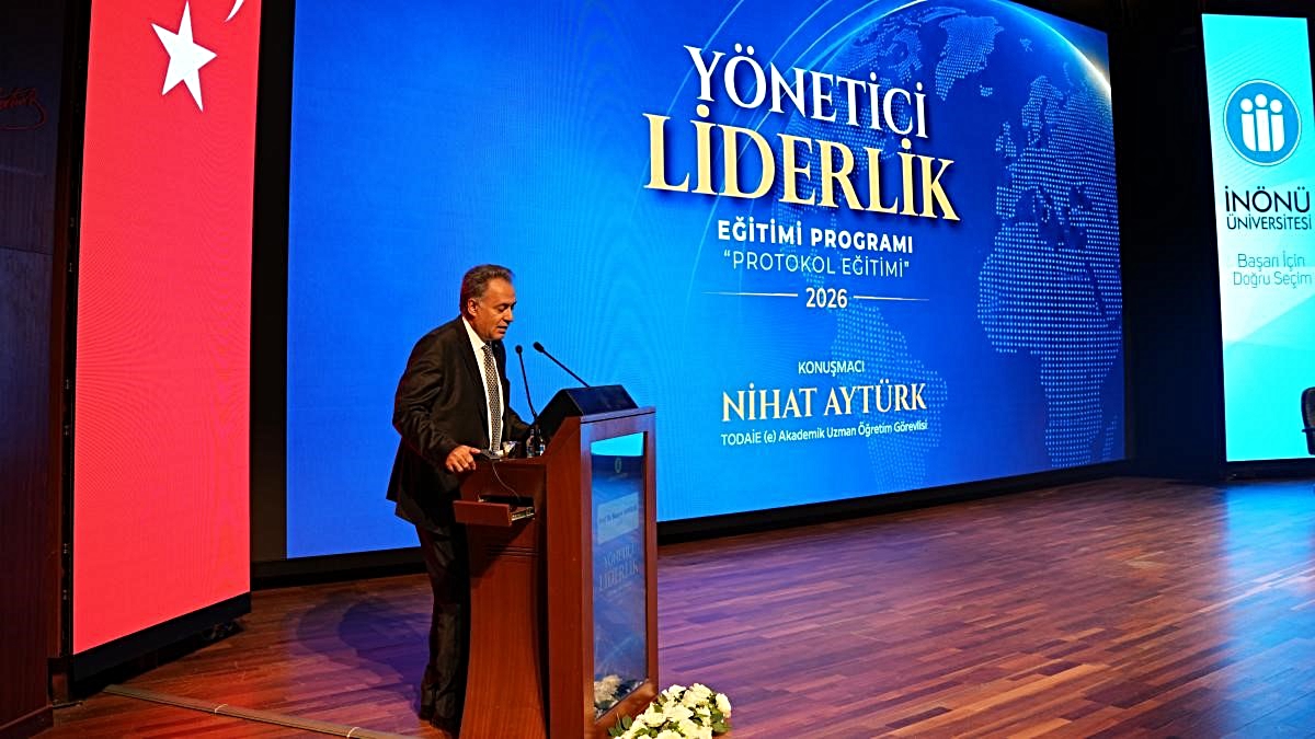İnönü Üniversitesi\'nde protokol eğitiminin ilki Rektör Akpolat\'ın katılımıyla yapıldı