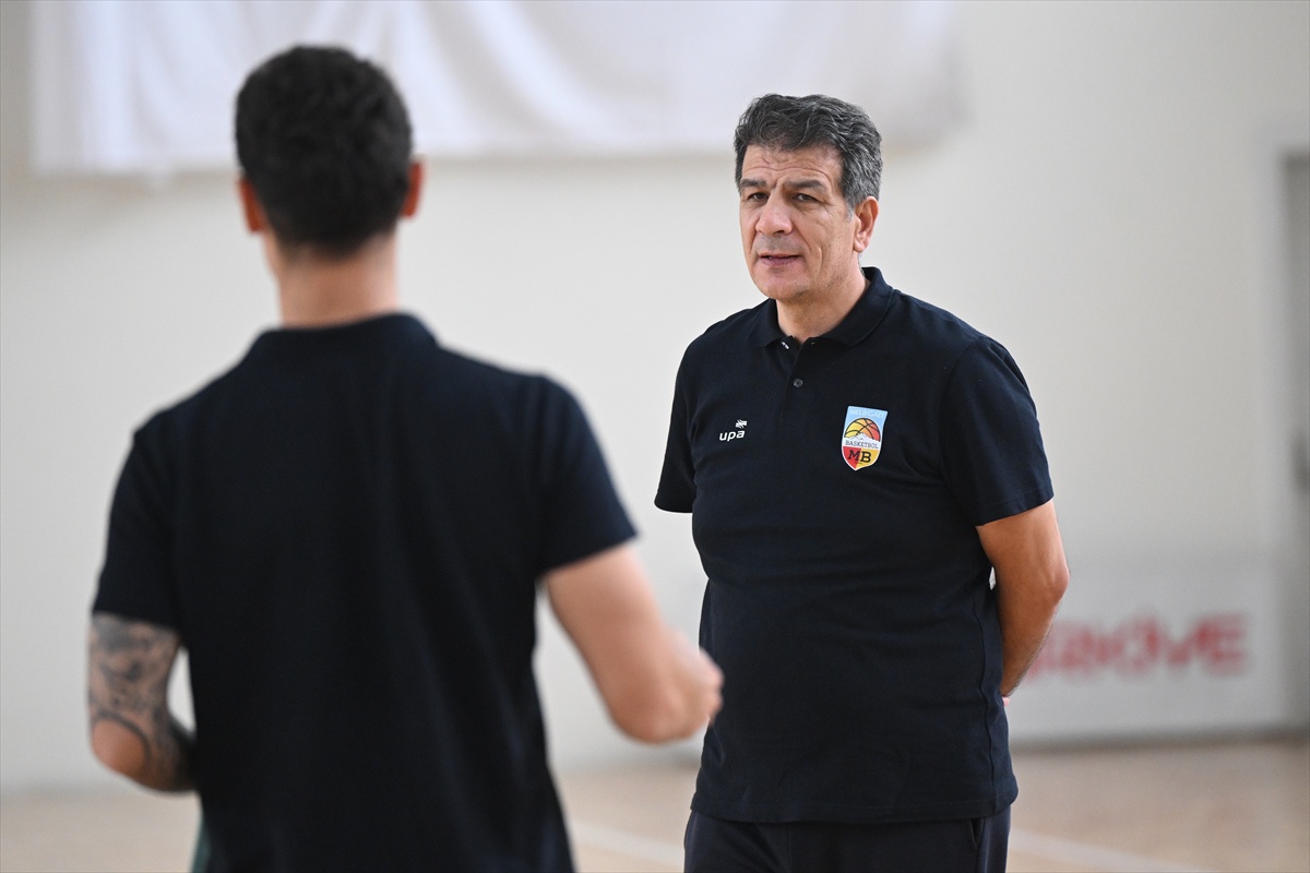 Süel, Melikgazi Kayseri Basketbol'un 3 yabancıya 300 bin dolar harcadığını söyledi