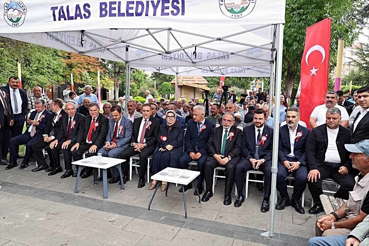 Kayseri\'de Talas Belediye Başkanı Yalçın\'a Ahilik Özel Ödülü verildi