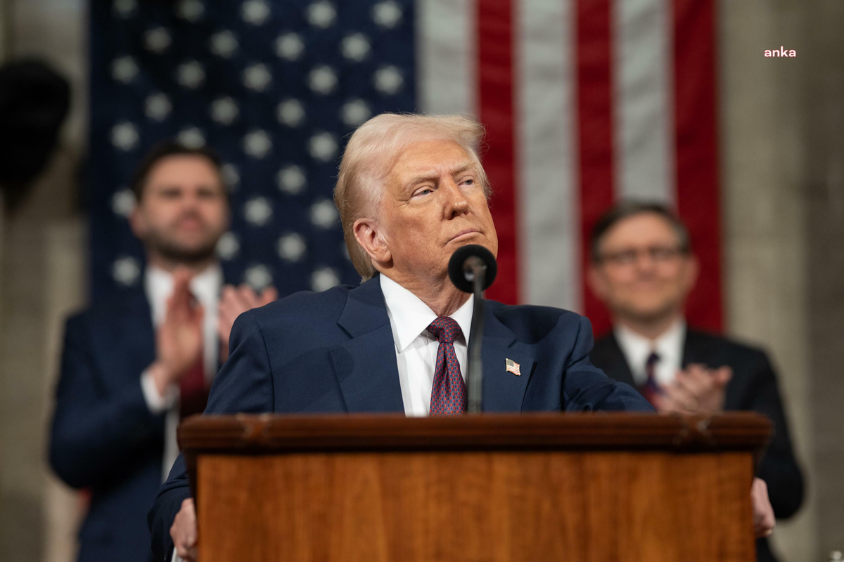ABD Dışişleri uyarısı sırasında Trump programını yarıda kesip Beyaz Saray\'a dönüyor