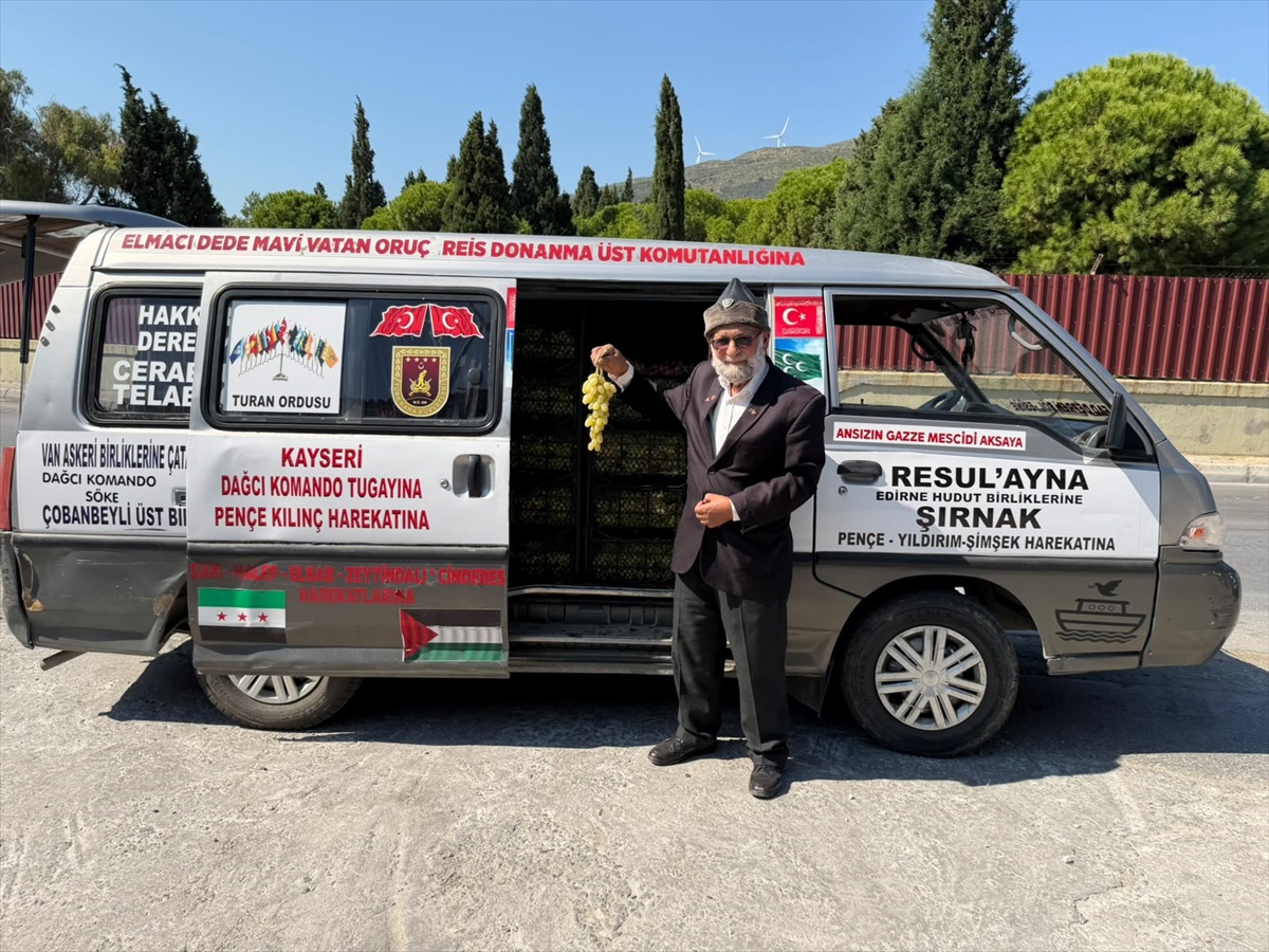 Elmacı Dede, 300 kilometre gidip Söke\'deki 51. Komando Tugayı\'na üzüm ulaştırdı