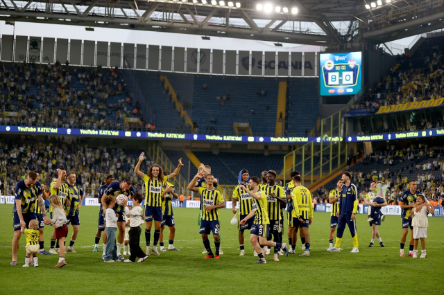 8-0'lık tarihi zafer Avrupa'yı salladı! Herkes Fenerbahçe'yi konuşuyor
