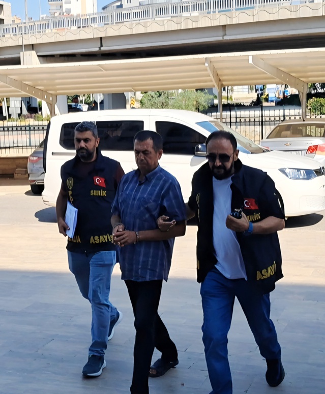 Antalya Serik'te otomobil ve ev yangınına neden olduğu iddiasıyla şüpheli tutuklandı