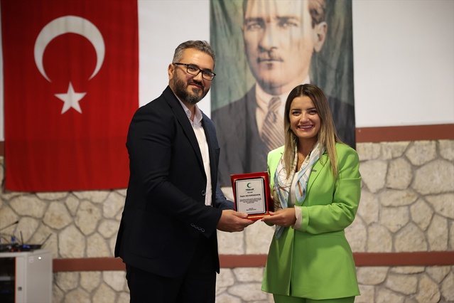 Yeşilay Kırklareli Şubesi'nin yeni başkanı açık oylamayla Aydın Kırtıl oldu