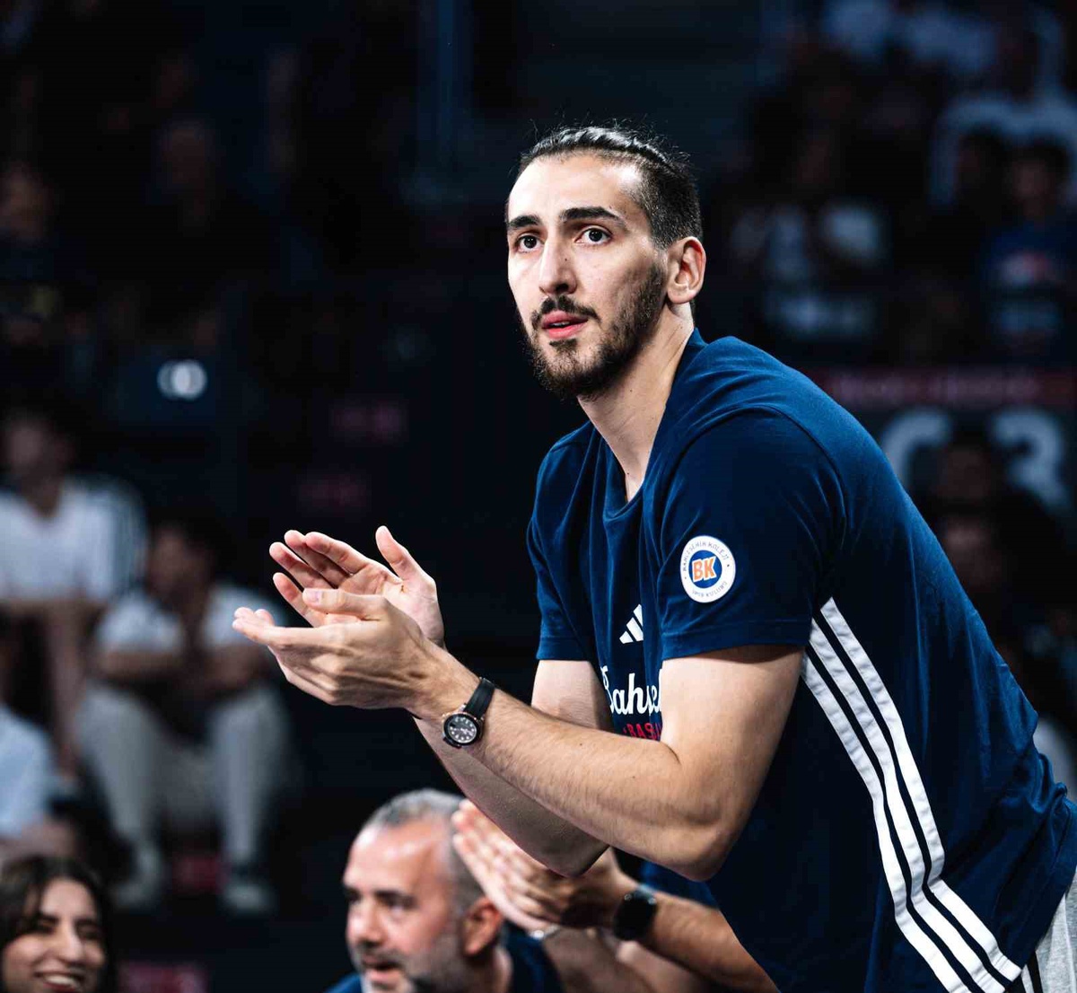 Bahçeşehirli Kenan Sipahi, BKT EuroCup\'ta final oynayıp kupayı kaldırmak istiyor