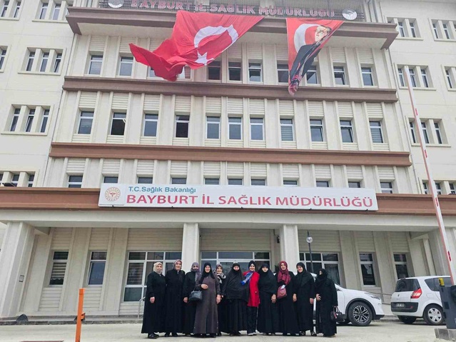 Bayburt'ta Yaylapınar köyü sakinleri KETEM'de kanser taramasından geçirildi