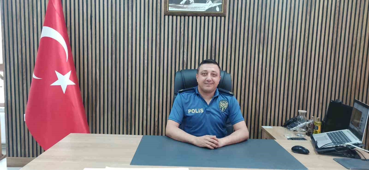 Zonguldak Devrek Emniyet Müdürü İsmail Selçuk Açıkgöz göreve başladı, mesai gözetmeyecek