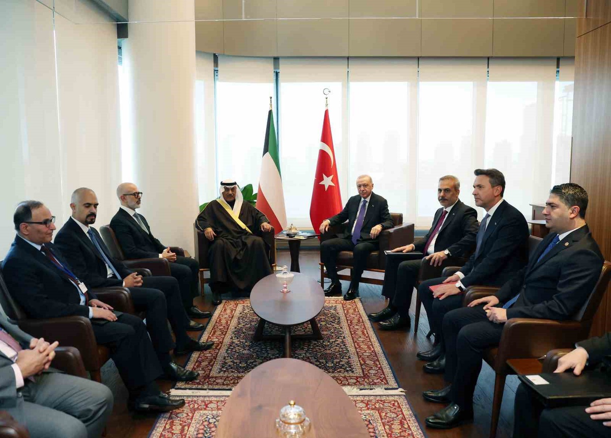 Cumhurbaşkanı Erdoğan, Kuveyt Veliaht Prensi Al-Sabah ile görüştü