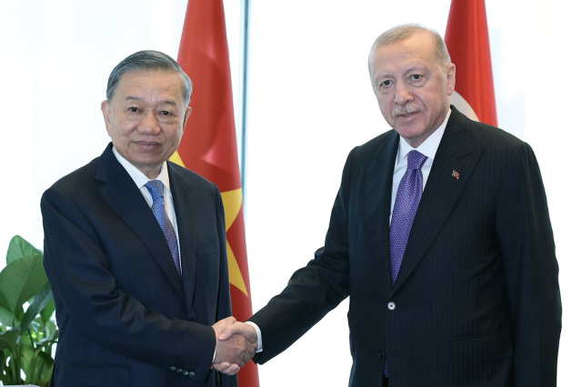 Cumhurbaşkanı Erdoğan, Vietnam Devlet Başkanı Lam ile görüştü