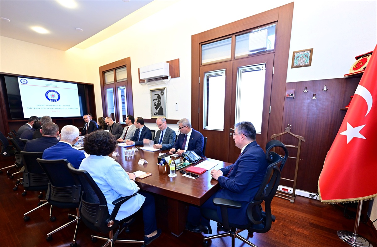 Eskişehir\'de Vali Yılmaz üniversite güvenliği için kurumlardan hazırlık istedi