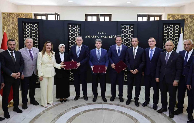 Amasya Gümüşhacıköy'de OSB protokolü Vali Önder Bakan'ın katıldığı törenle imzalandı