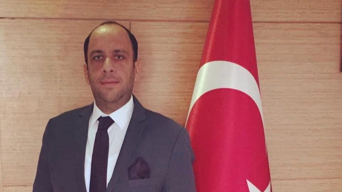 Hatayspor Başkanı Ethem Çakır, ilgisizlik gerekçesiyle istifa kararını yönetime sundu