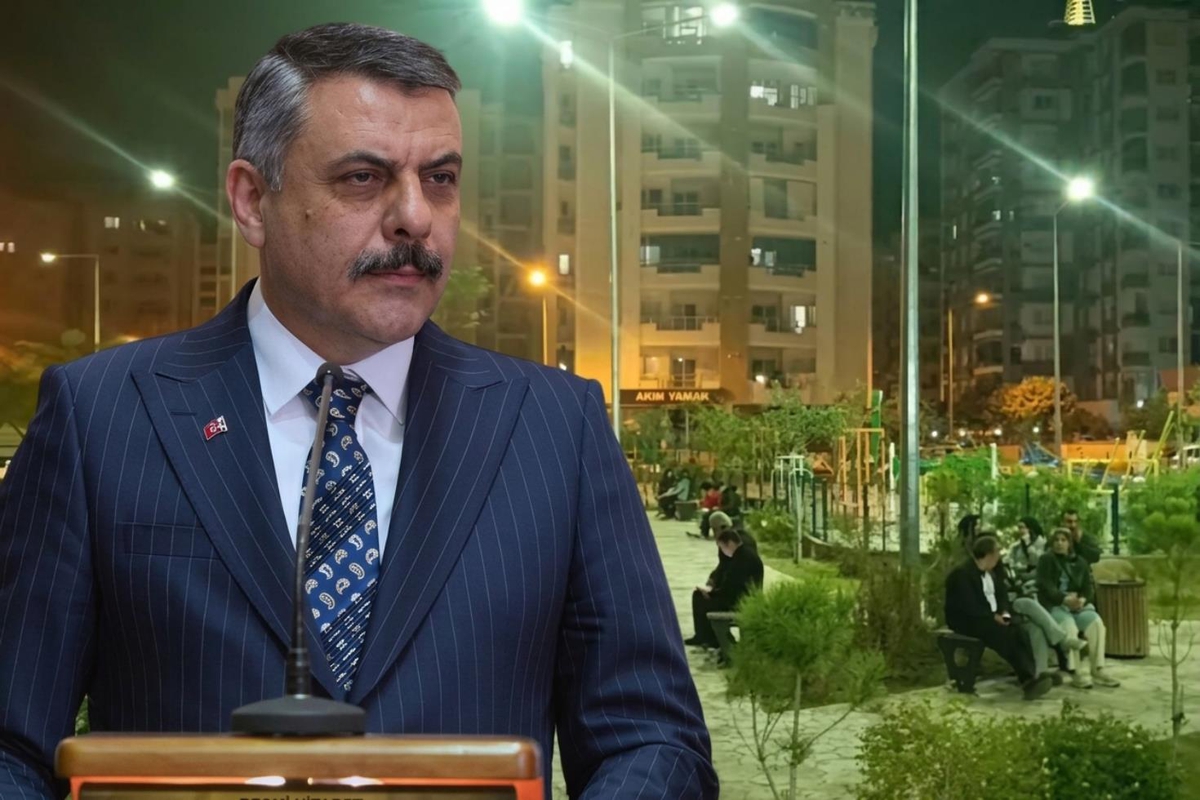 Adana\'da korkutan deprem! Bakan Çiftçi\'den ilk açıklama