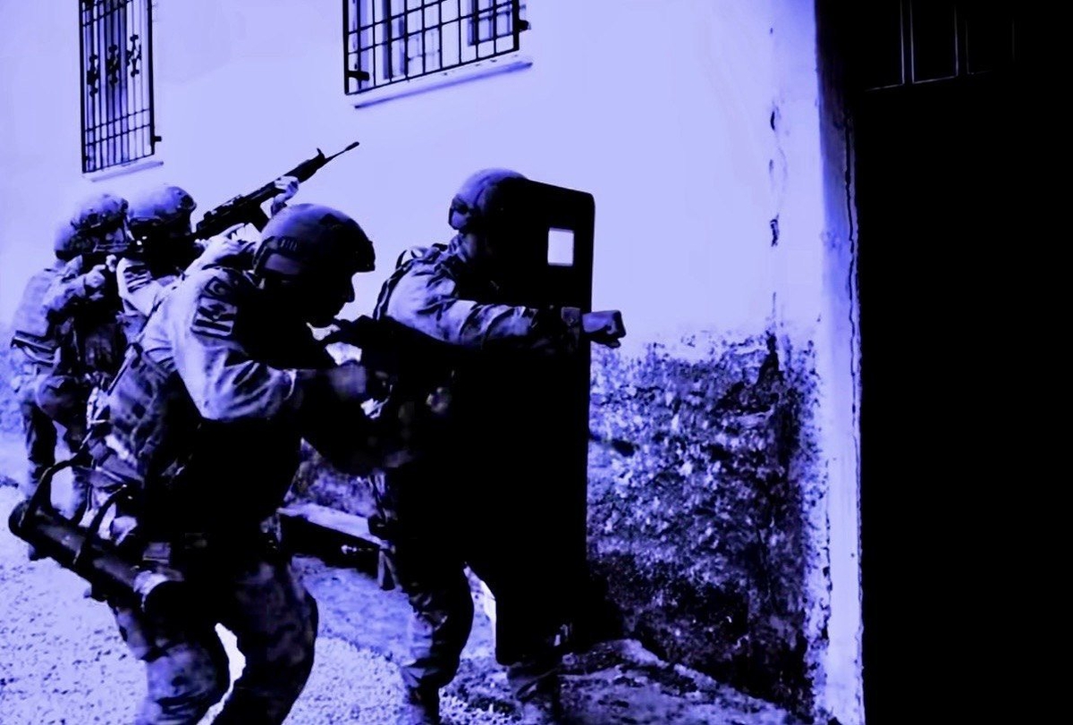 Kahramanmaraş\'ta eş zamanlı operasyonda 14 bin 336 sentetik hap ele geçirildi