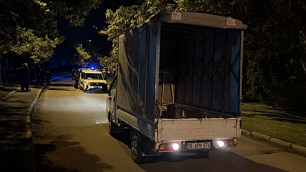 Eskişehir\'de kamyonetten atlayan kadın taburcu edildi! Eşine kesilen ceza 350 bin lira