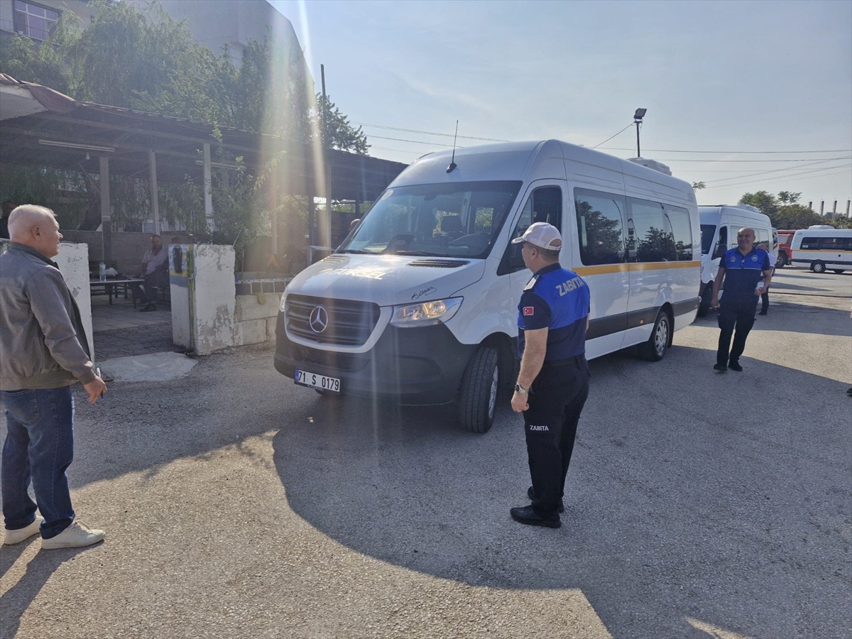 Kırıkkale Belediyesi okul servislerinde eksik donanıma uyarı, uygunsuzlara ceza verdi