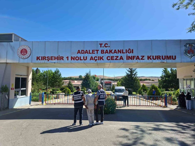 Kırşehir'de 28 yıl 1 ay 14 günlük kesinleşmiş hapis cezası olan şahıs yakalandı