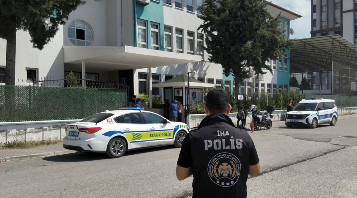 Osmaniye polisi okul çevresi denetimlerini dron destekli dönem boyunca sürdürecek