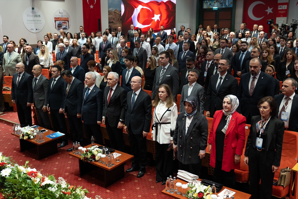 Rekabet Kurumu, ilaç sektörünün sorunlarını ATO\'daki çalıştayda masaya yatırdı