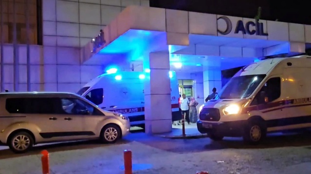 Sakarya Sapanca'da 16 yaşındaki çocuk annesini öldürdü, bir kişiyi yaraladı, kaçtı