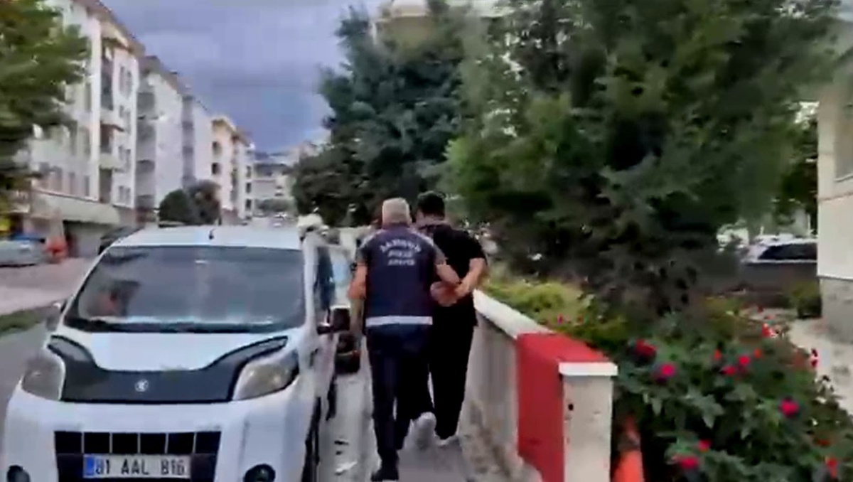 Samsun ve Eskişehir\'de masaj salonu fuhuş operasyonunda 3 şüpheli gözaltına alındı