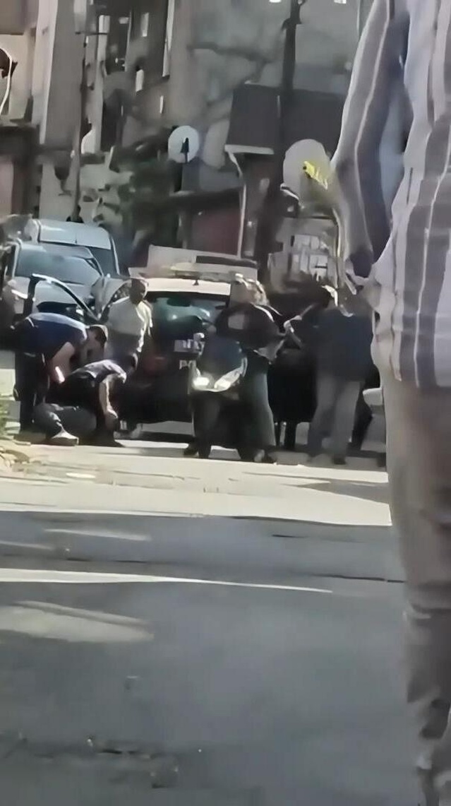 Şişli Kuştepe'de uyuşturucu bulundu, 60 emniyet kaydı bulunan 2 şüpheli tutuklandı