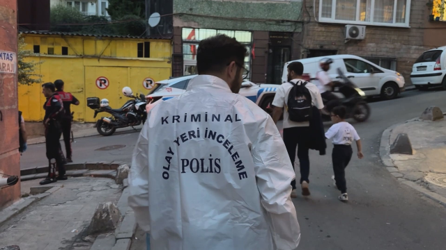 Şişli'de korkunç olay: Silah sesine koştu, oğlunu başından vurulmuş buldu