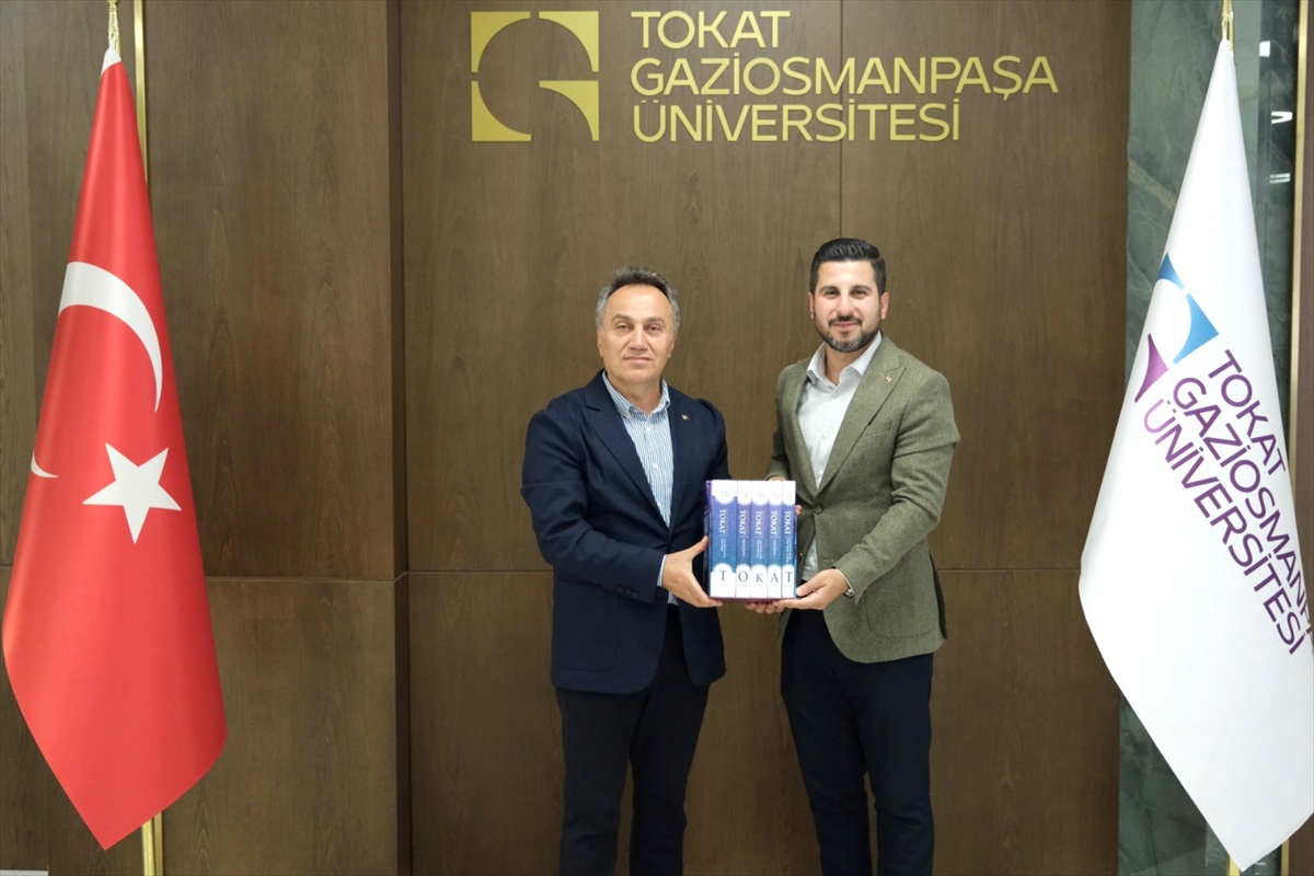 TÜGVA heyeti, TOGÜ Rektörü Yılmaz\'la işbirliği ve ortak faaliyetleri görüştü