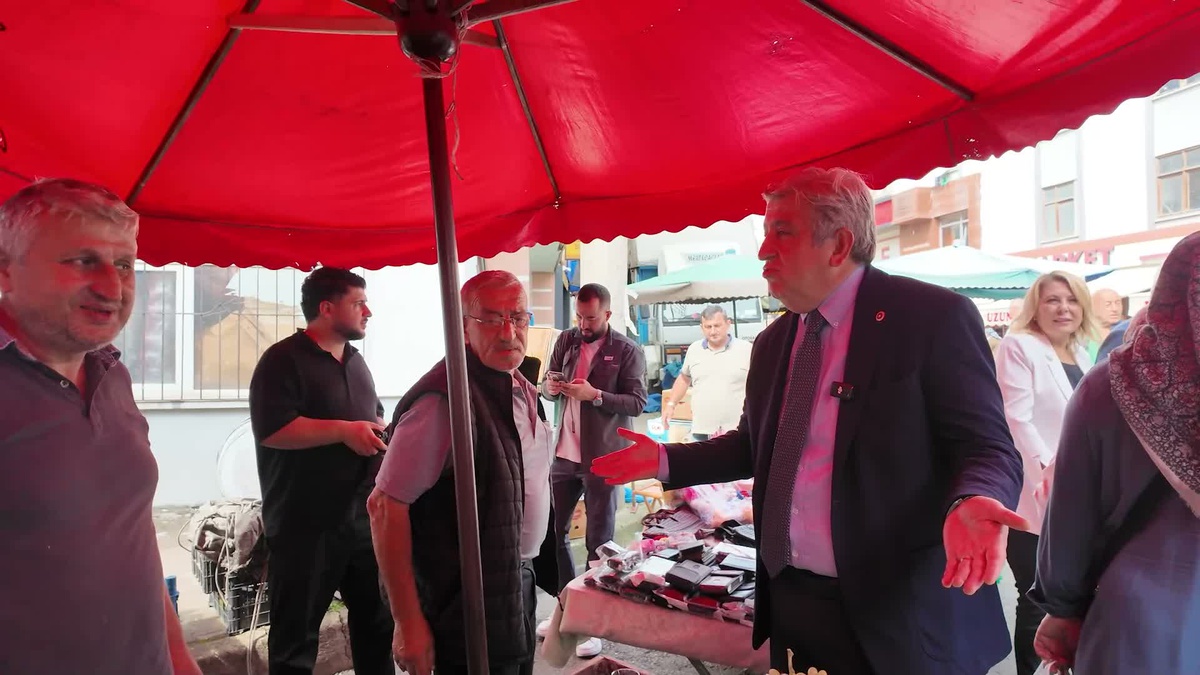 Giresun\'da fındık üreticisi maliyetlerden yakındı, YENİ Parti heyeti pazara indi