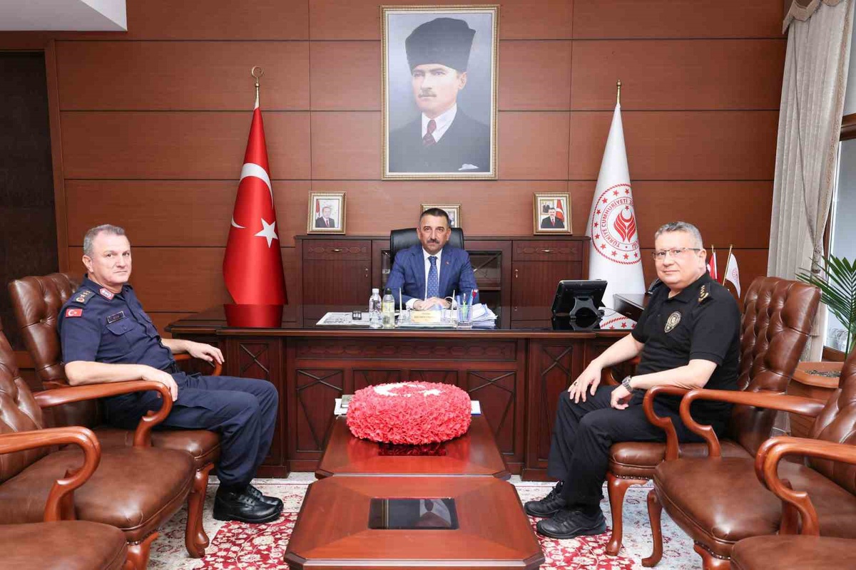 Zonguldak\'ta asayiş ve güvenlik toplantısı Vali Hacıbektaşoğlu başkanlığında yapıldı