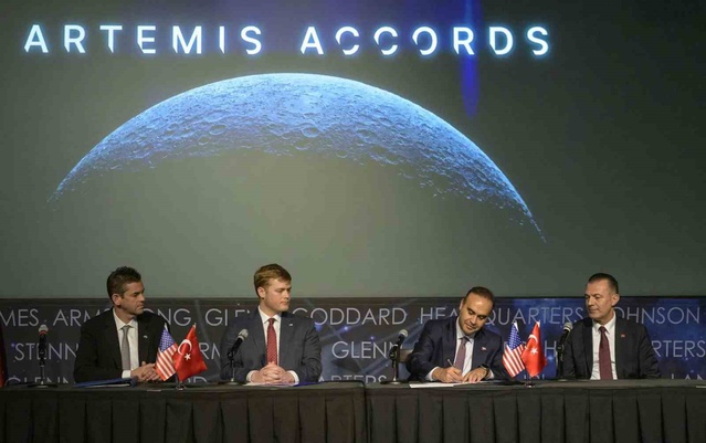Üretimi tamamlanan 3,5 tonluk Ay Uzay Aracı TUSAŞ'a çevresel teste gönderildi