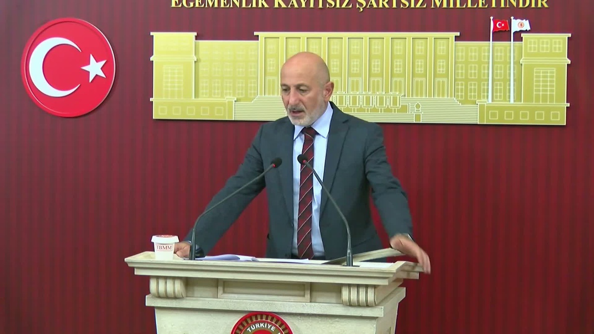 Ali Öztunç: "Yusuf Tekin\'in istifa etmesi için daha ne olması gerekiyor?"