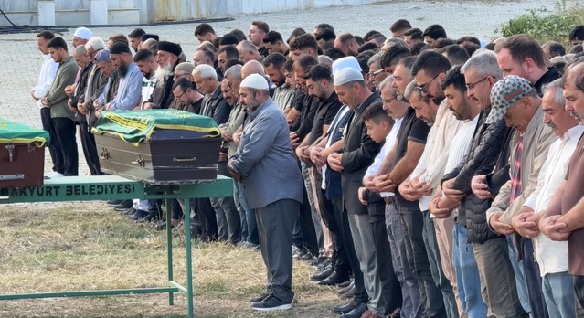 Çalı kardeşler, cenaze namazının ardından Ankara Akyurt'ta toprağa verildi