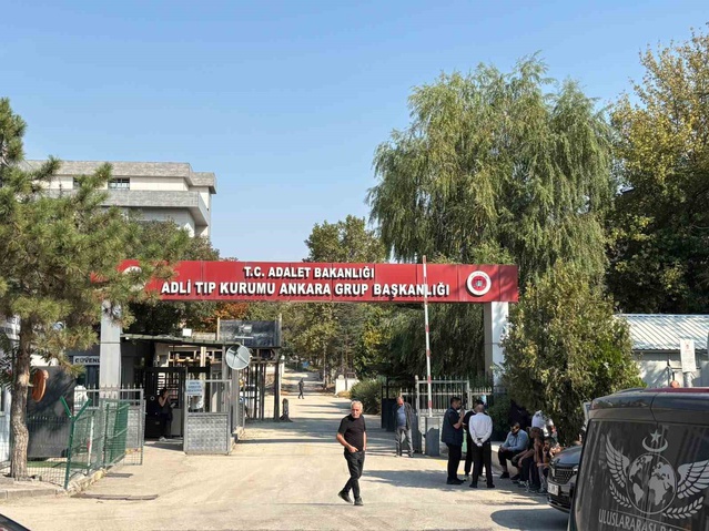 Ankara'daki apartman cinayetinde kanlı son! Üç arkadaşını öldüren zanlı canına kıydı