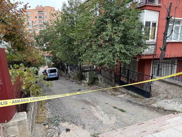 Aynı evde 3 erkek cesedinin bulunduğu olayda sır perdesi aralandı